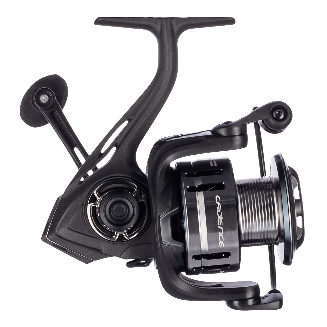 Катушка Cadence Essence 2000 MG — крупный план
	                                    1