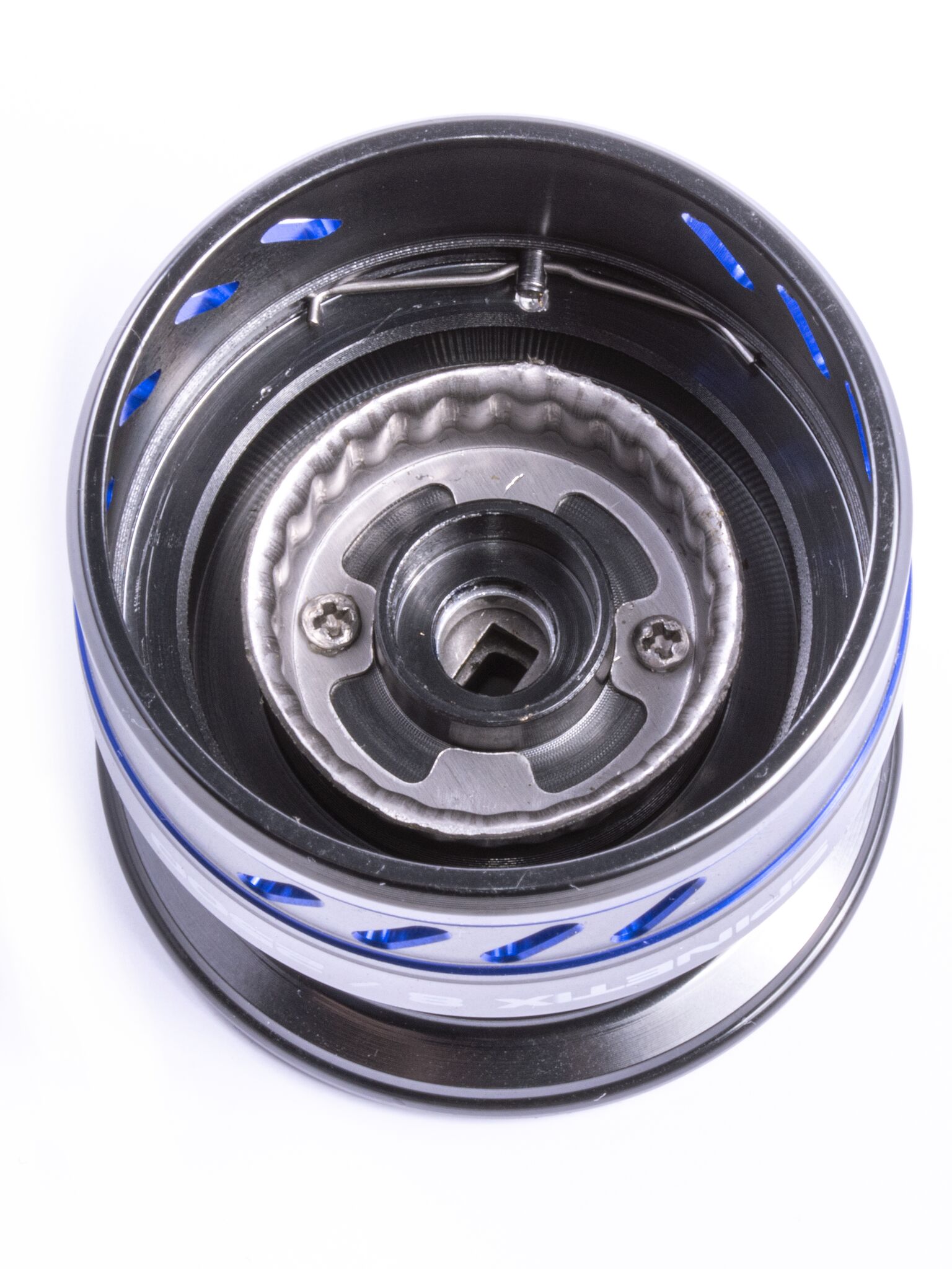 Катушка Salmo Elite Spinetix 8 3000FD    SES08-30FD — крупный план
	                                    5