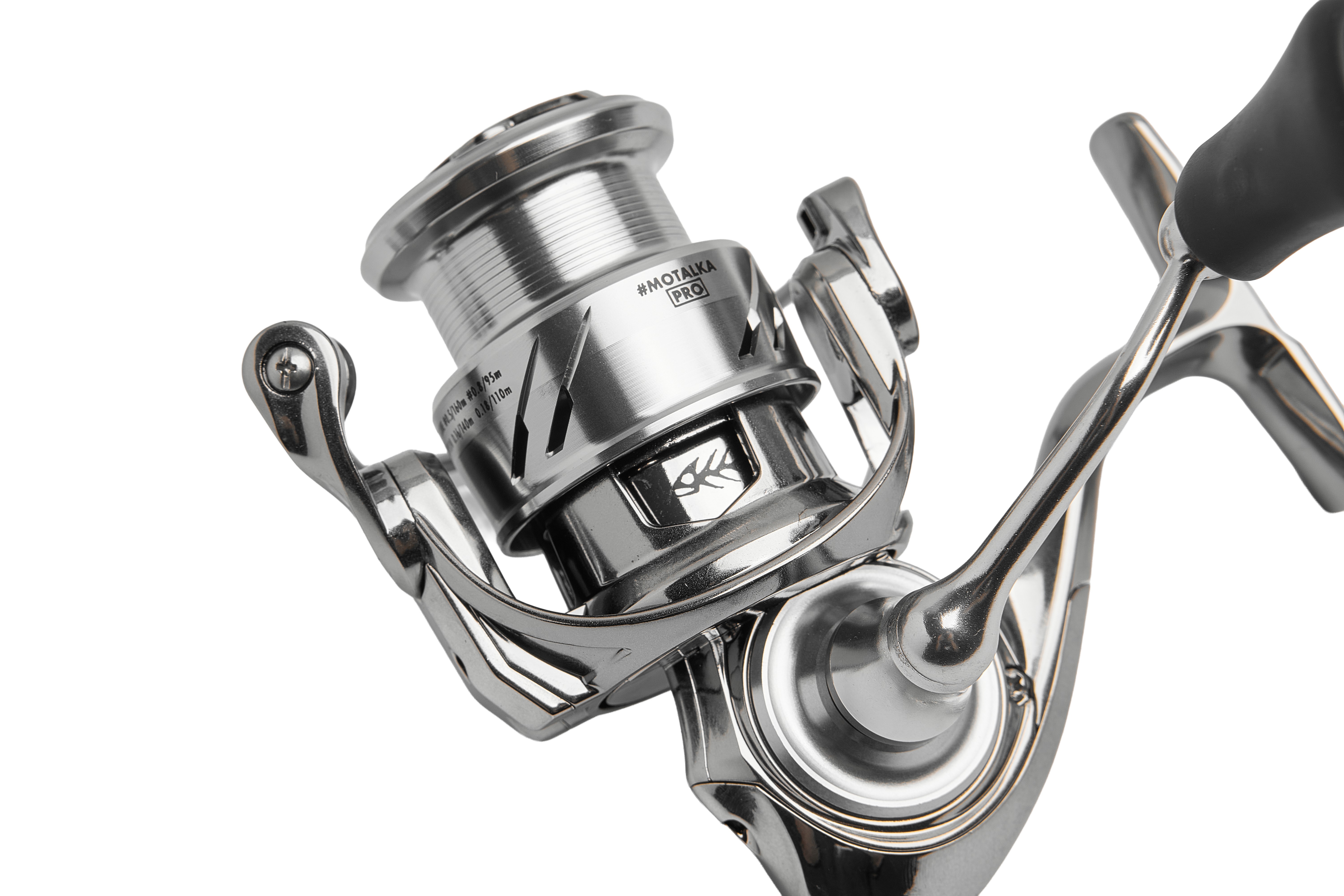 Катушка Snasti Zdraste Motalka Pro 2000    SZEMTP20A00 — крупный план
	                                    4