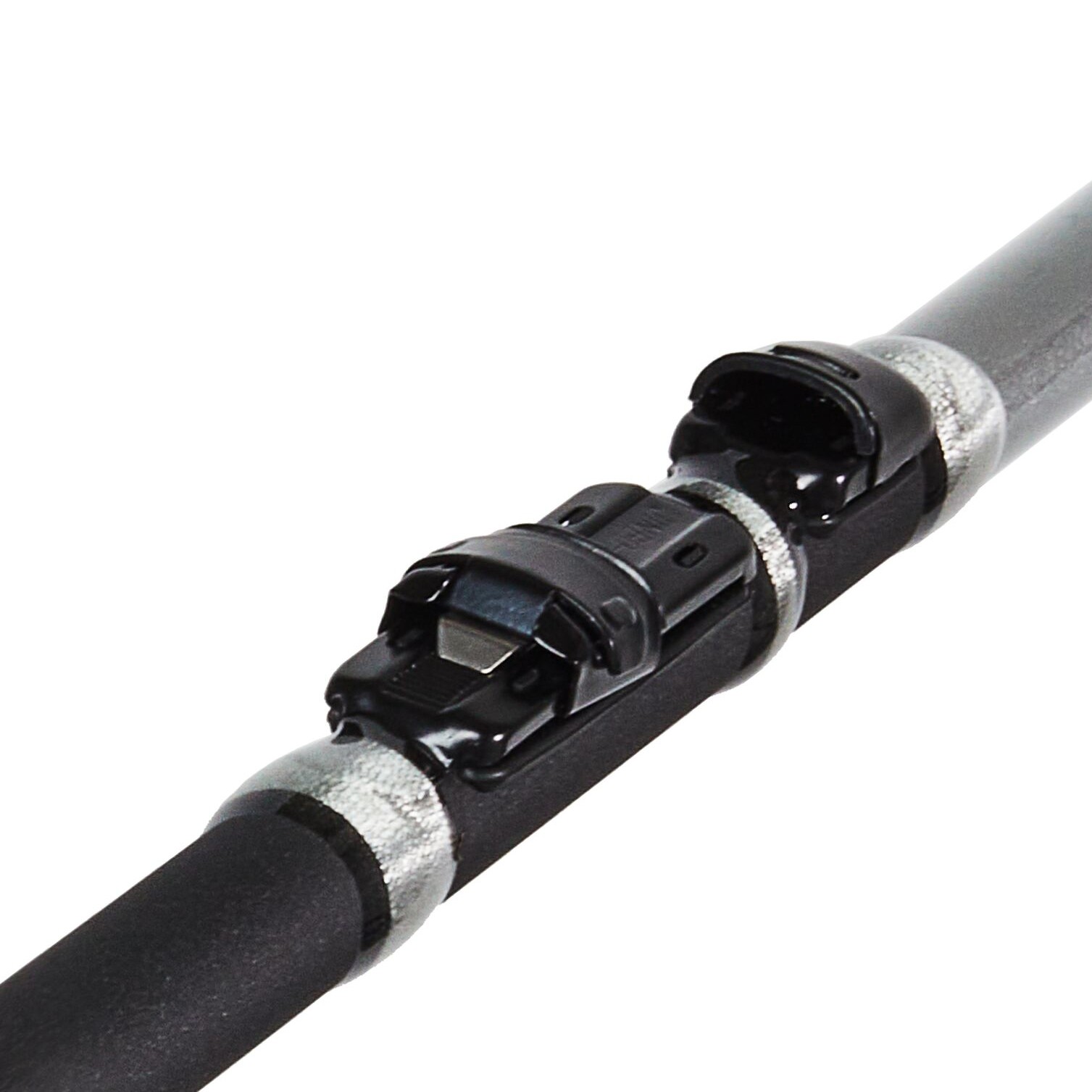 Болонское Удилище Salmo Diamond Bolognese Medium M 400 см     2250-400 — крупный план
	                                    1