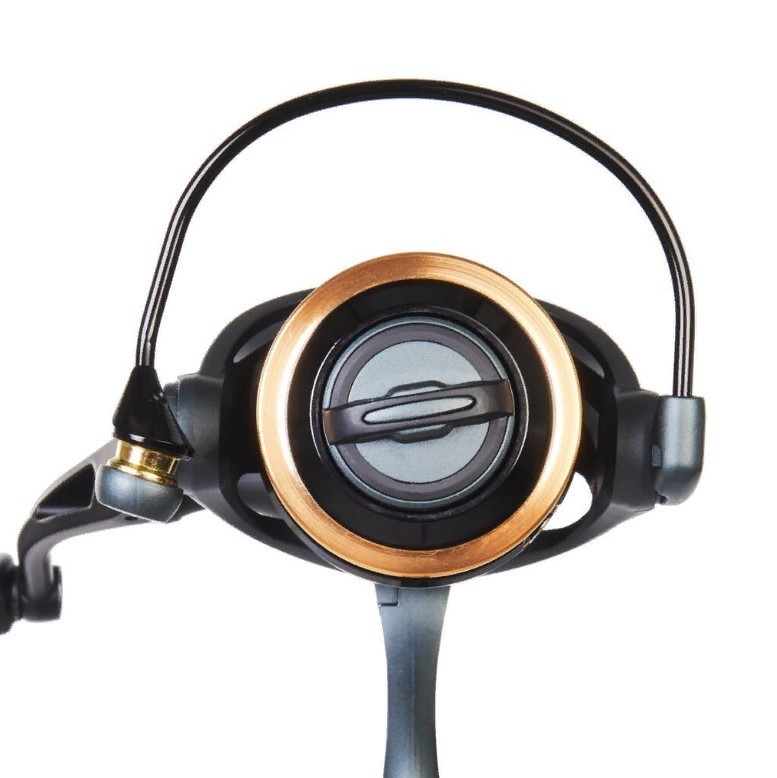 Катушка Salmo Elite Heavy Jig 8 2500FD  19  9125FD — крупный план
	                                    4