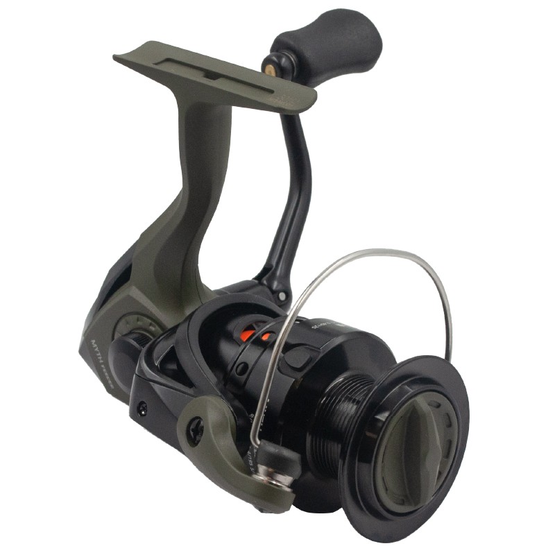 Катушка Okuma Myth Feeder 5000    MY-5000A — крупный план
	                                    5