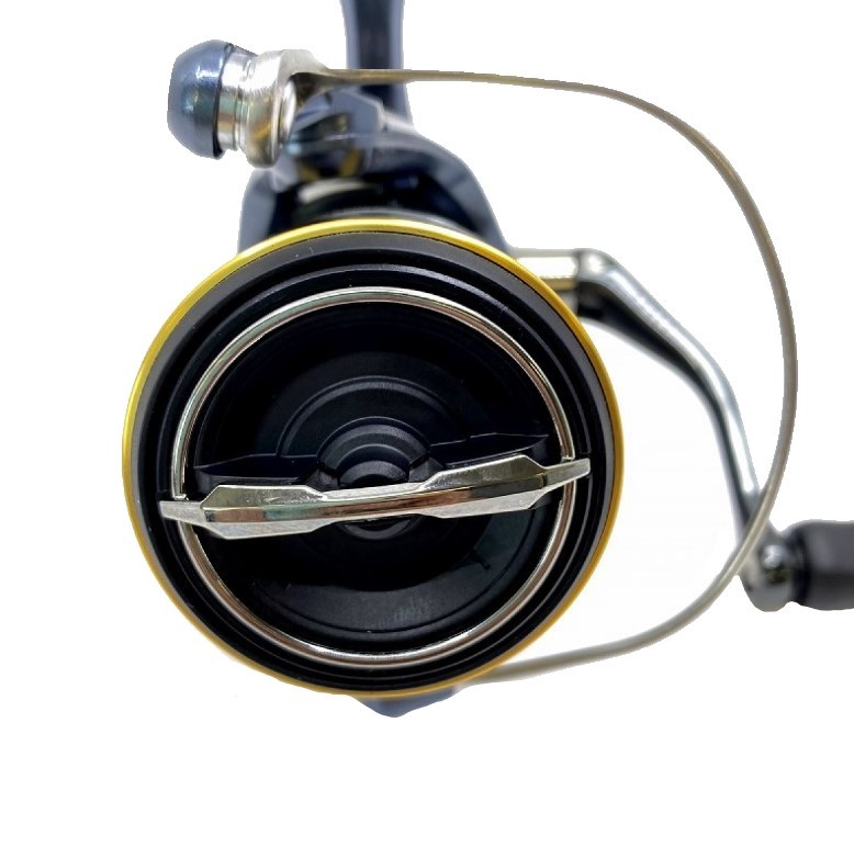 Катушка Shimano Ultegra 1000  21 — крупный план
	                                    4