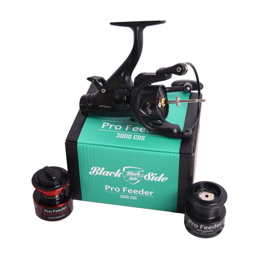 Катушка Black Side Pro Feeder 3000CDS    BSPF3000CDS — крупный план
	                                    3