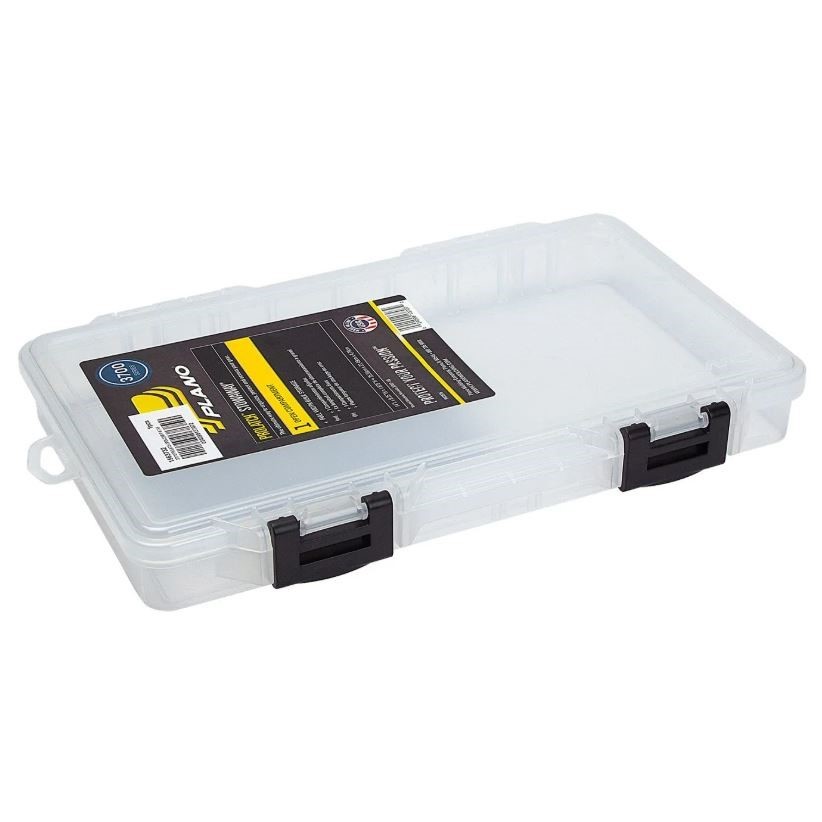 Коробка Plano 370710 Prolatch Open P W Tab Blk Latch  35,6х22,6х4,8 см    PMC370710 — характеристики,  особенности конструкции
