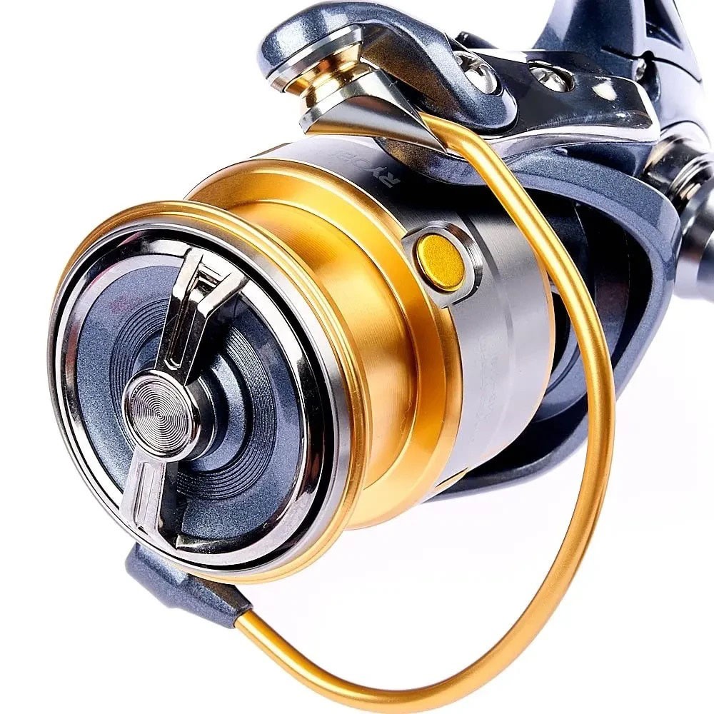 Катушка Ryobi Ecusima Pro LT 2000S LT  23 Shallow spool — крупный план
	                                    3