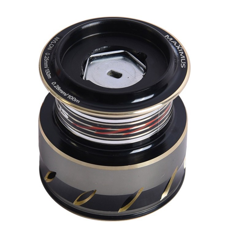 Катушка Maximus Argent 2000    MA20 — крупный план
	                                    1