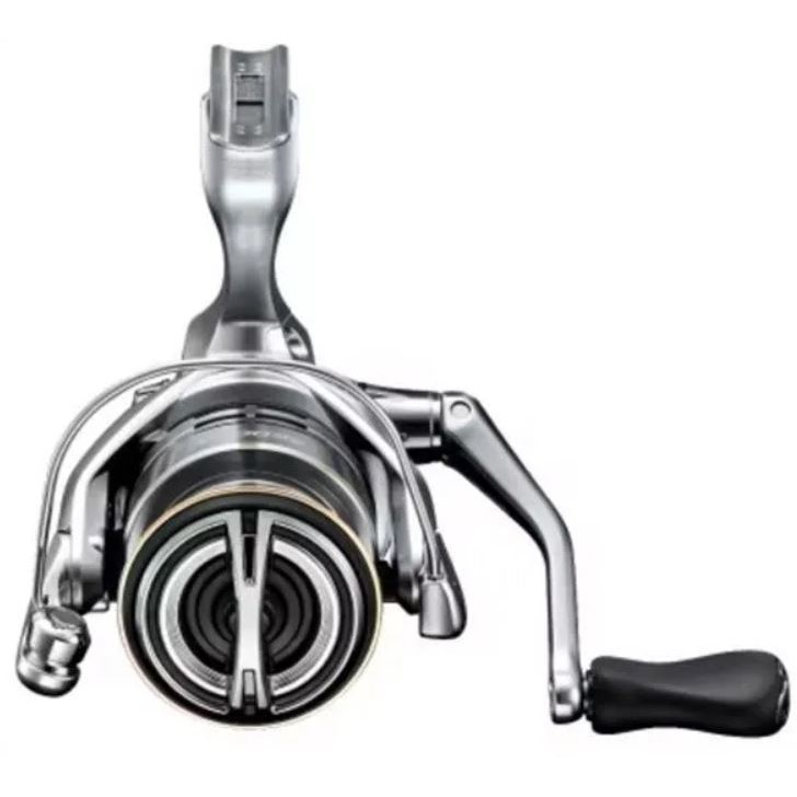 Катушка Shimano Sedona 4000  23 — крупный план
	                                    3