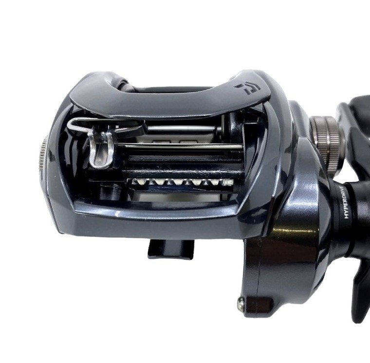 Катушка Daiwa Tatula TW 400L  Левая 20 — крупный план
	                                    5