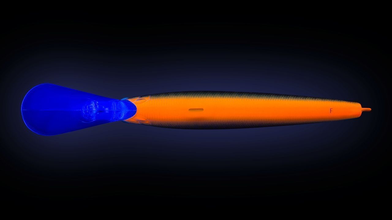 Воблер Strike Pro Magic Minnow 85 613-713 Black Back Smoked OB 9,3 гр   EG-068F#613-713 — крупный план
	                                    1