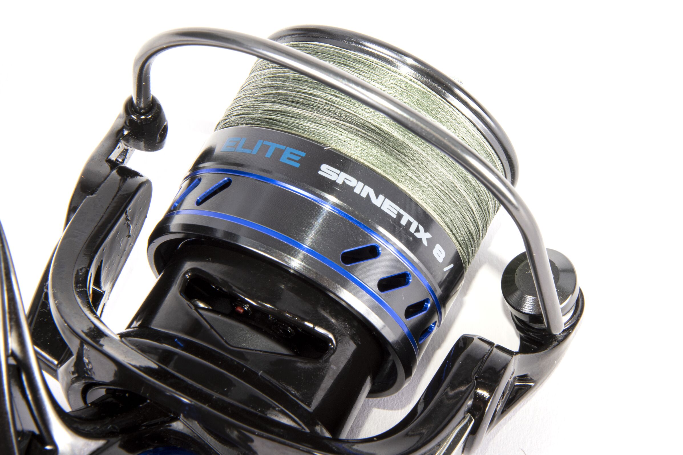 Катушка Salmo Elite Spinetix 8 2500FD    SES08-25FD — крупный план
	                                    1