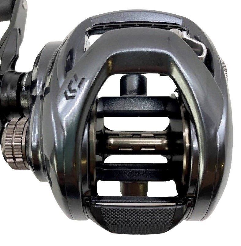 Катушка Daiwa Tatula TW 400L  Левая 20 — крупный план
	                                    4