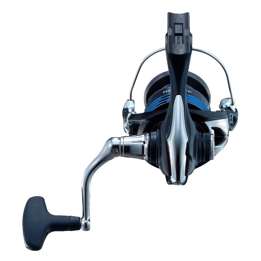 Катушка Shimano Nexave C3000FI  21  NEXC3000FI — крупный план
	                                    2