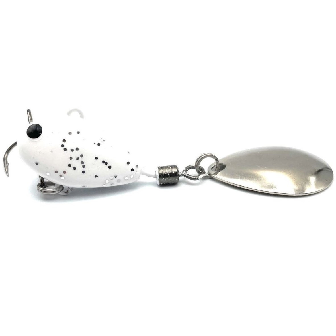 Тейл-спиннер UF Studio Hurricane 24 24 гр 67 мм White Glitter    H24Wg — характеристики,  особенности конструкции