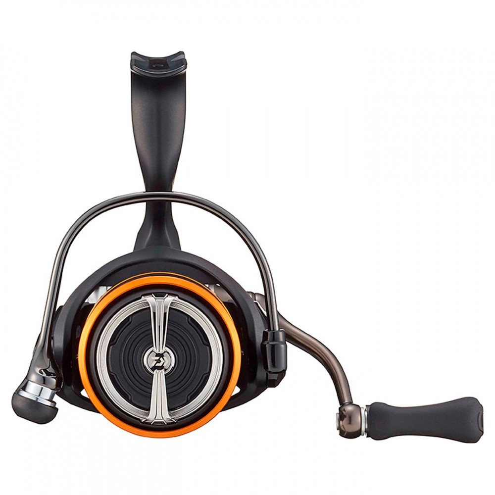 Катушка Daiwa Presso LT 2000SS-P  21 — крупный план
	                                    1