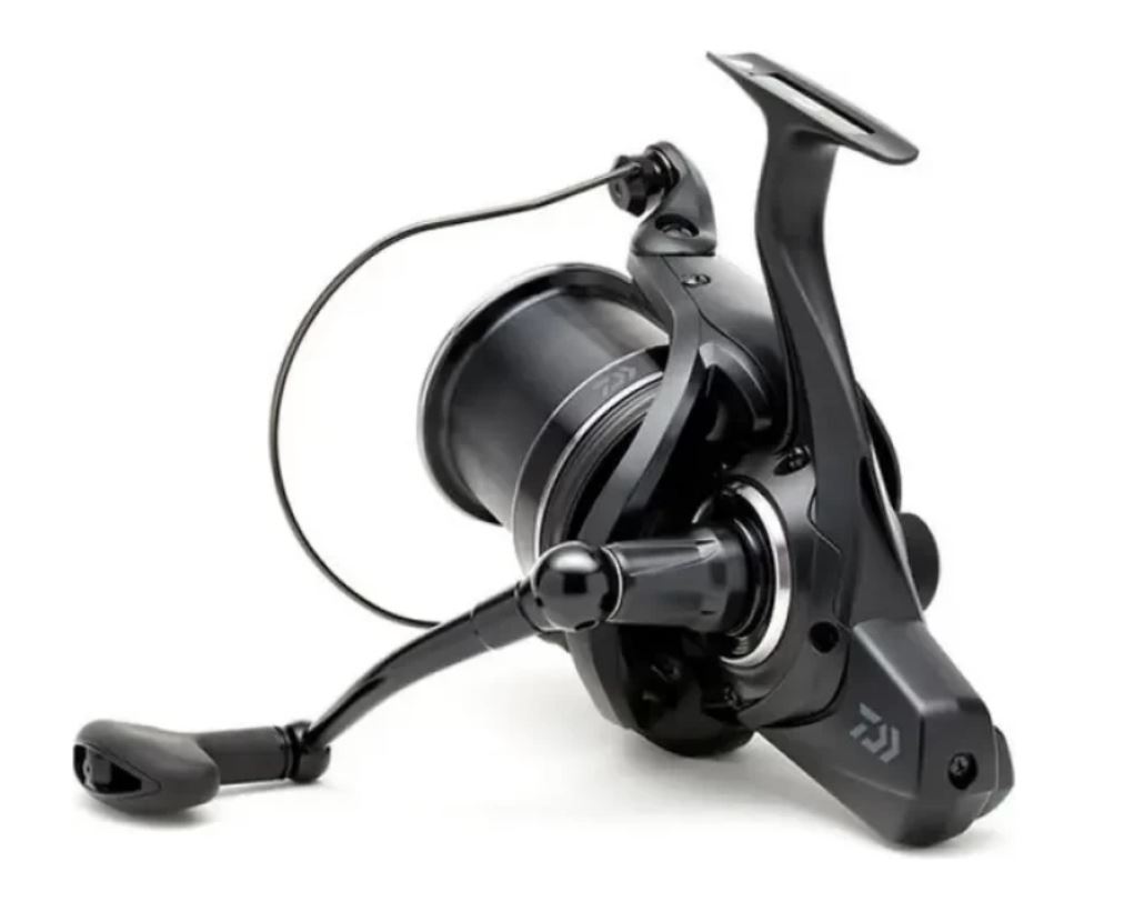 Катушка Daiwa Emblem 45SCW QD  23  10013-001 — крупный план
	                                    2