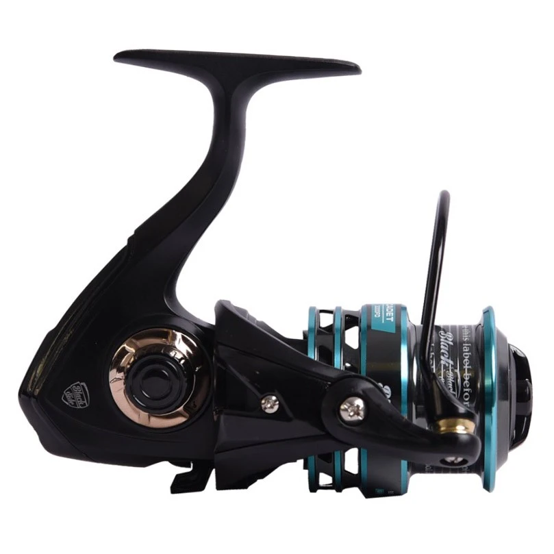 Катушка Black Side Cadet 4000FD    BSCA4000FD — крупный план
	                                    4