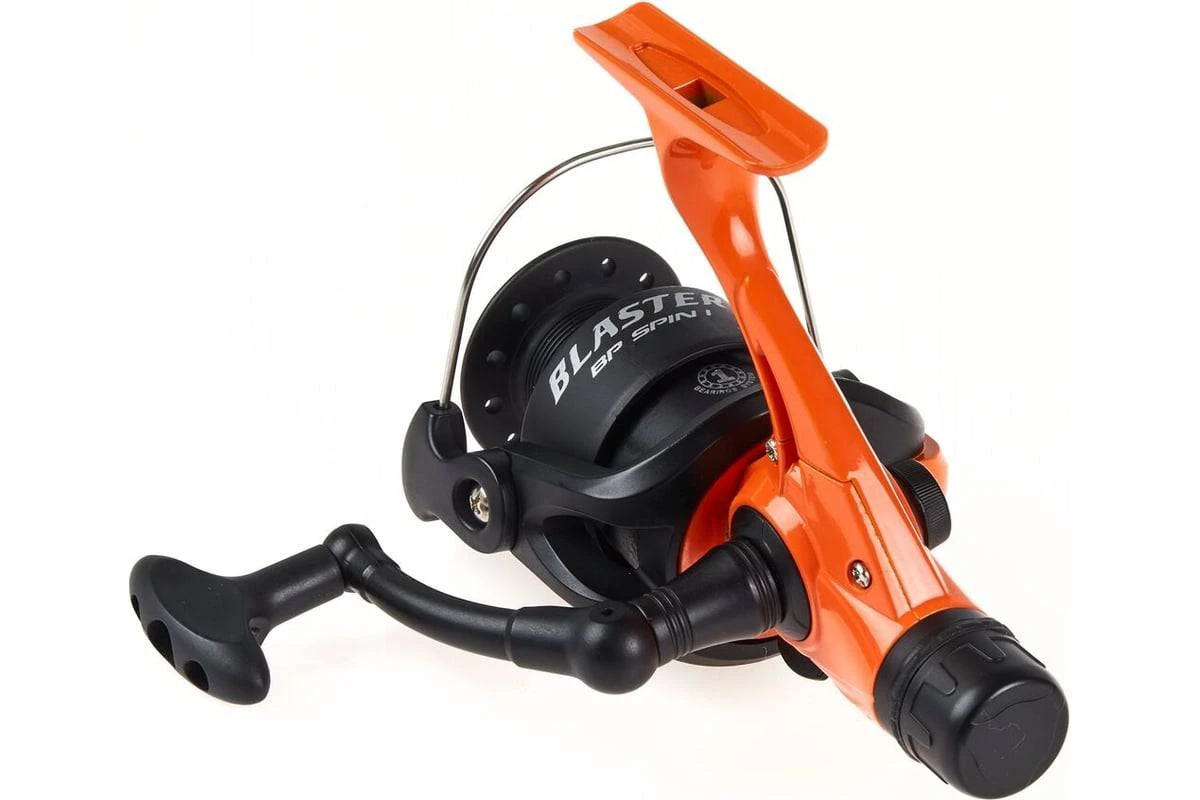 Катушка Salmo Blaster BP Spin 1 4000FD    SBS01-40FD — крупный план
	                                    1