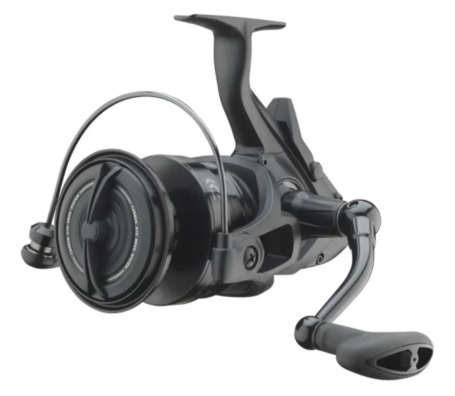 Катушка Daiwa Emblem BR 14000  24  10158-140 — крупный план
	                                    1