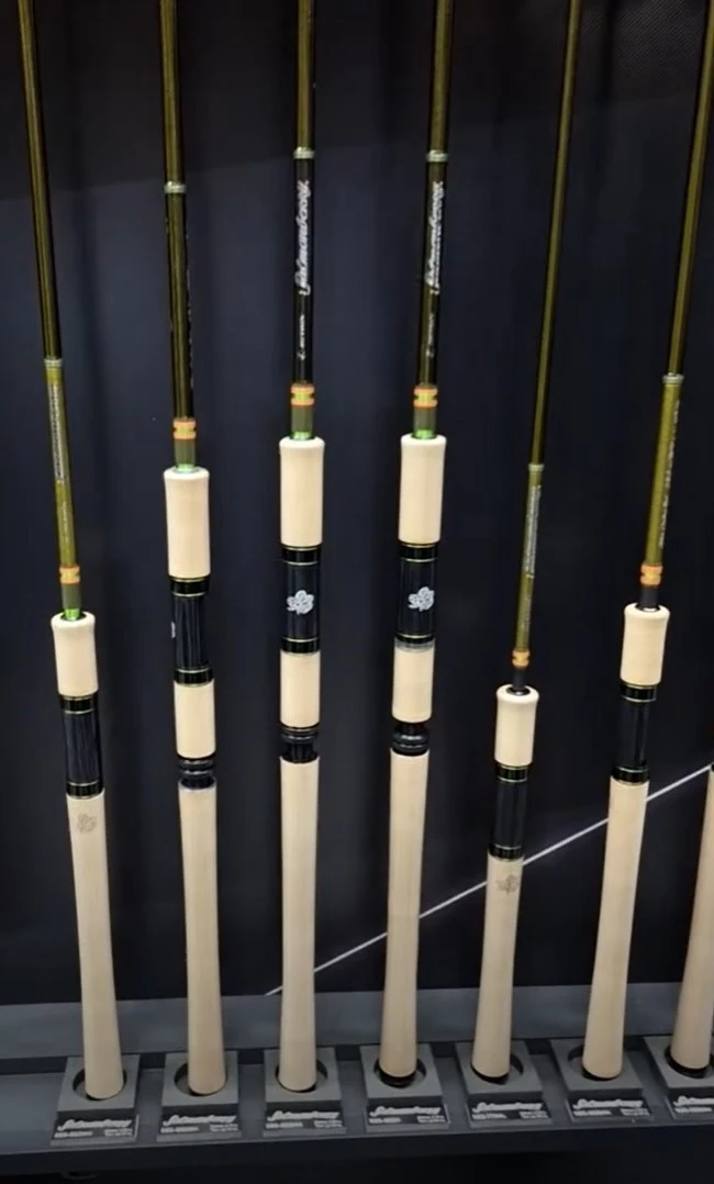 Спиннинг Zetrix Salmonberry 932MH 282 см 10 - 40 гр    SBS-932MH — крупный план
	                                    2