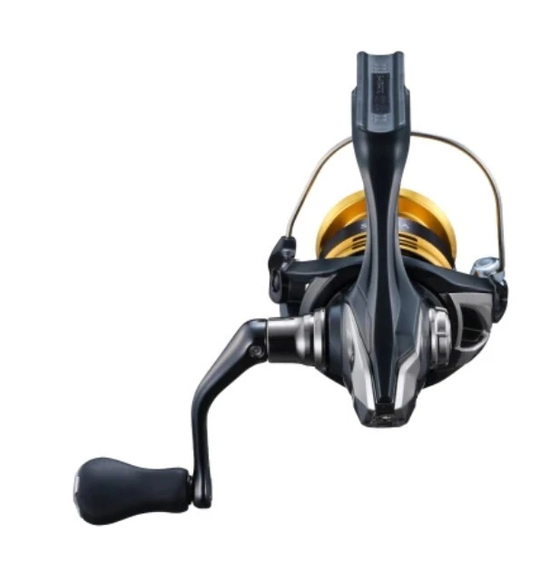 Катушка Shimano Sahara 2500  22 — крупный план
	                                    3
