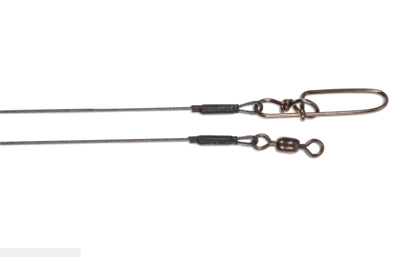 Поводок CWC Titanium Wire Leader 45 см 22,7 кг  0,54 мм  1 шт 7-strand 18, 50lb  03-CWCT718 — крупный план
	                                    1