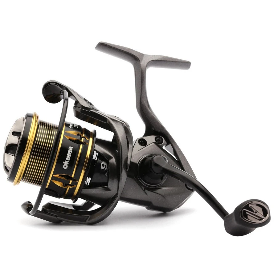 Катушка Okuma Inspira 2000SA  Shallow Spool 24  ISX-C2000SA — крупный план
	                                    2