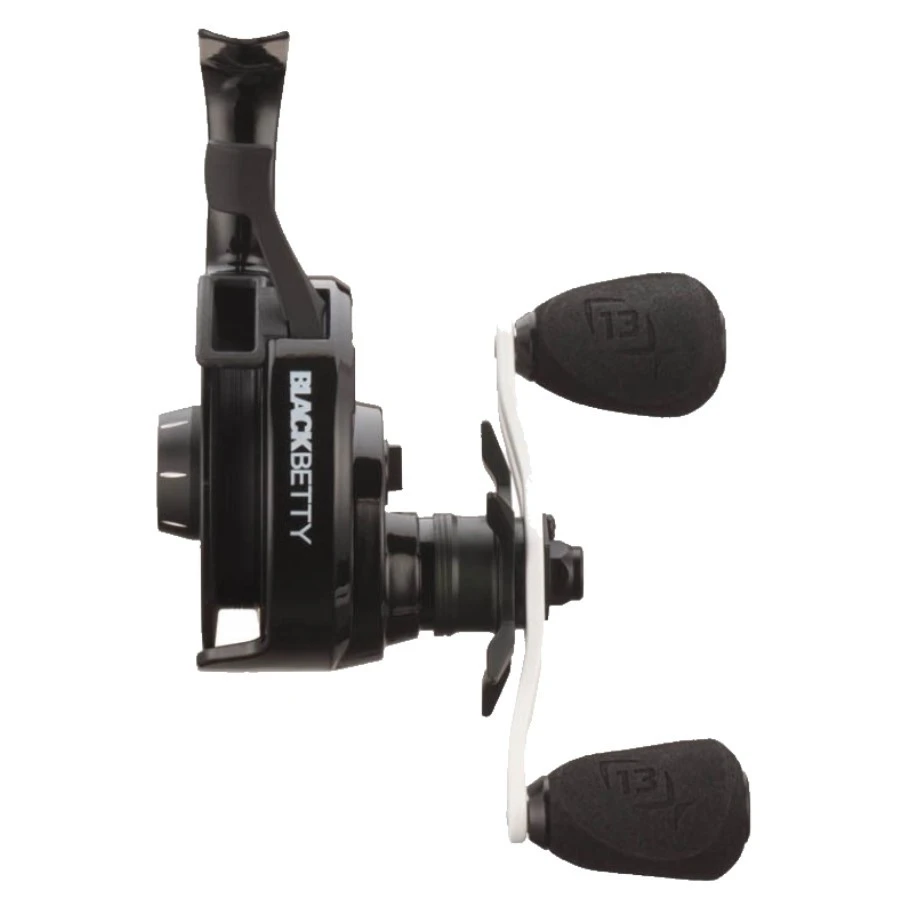 Катушка 13 Fishing Black Betty FreeFall Carbon  22 Northwoods Edition  BBCFFNW2.5-LH — крупный план
	                                    4