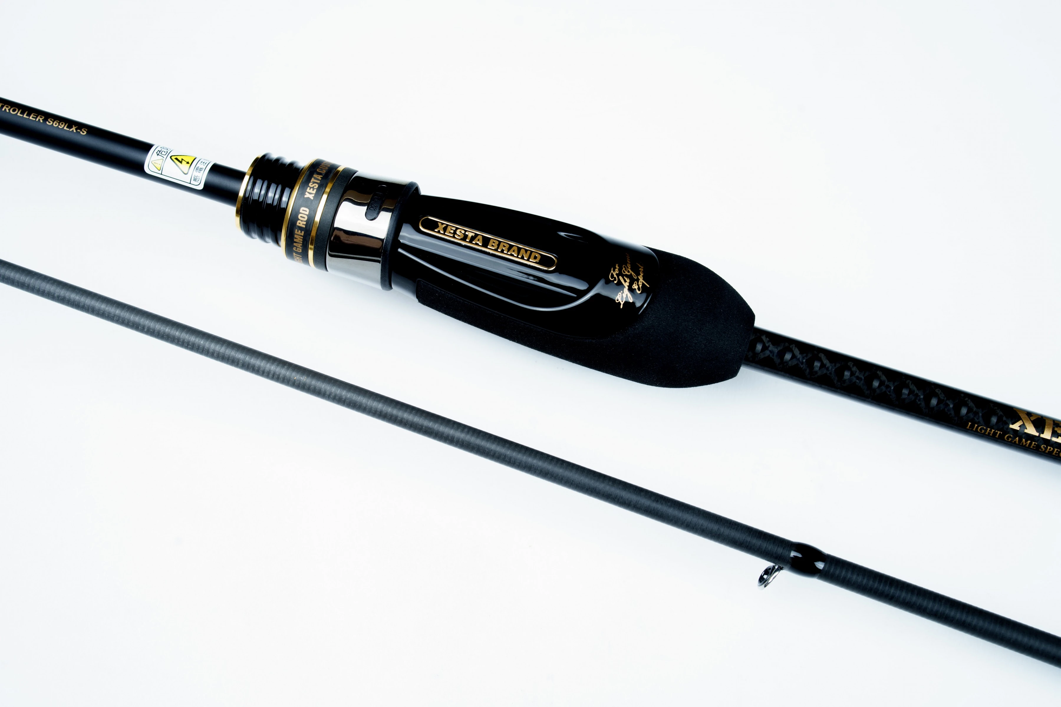 Спиннинг Xesta Black Star Extra Tuned S69LX-S 205 см 99 - 99 гр  Deep Range Controller  XBSET-S69LX-S — крупный план
	                                    1