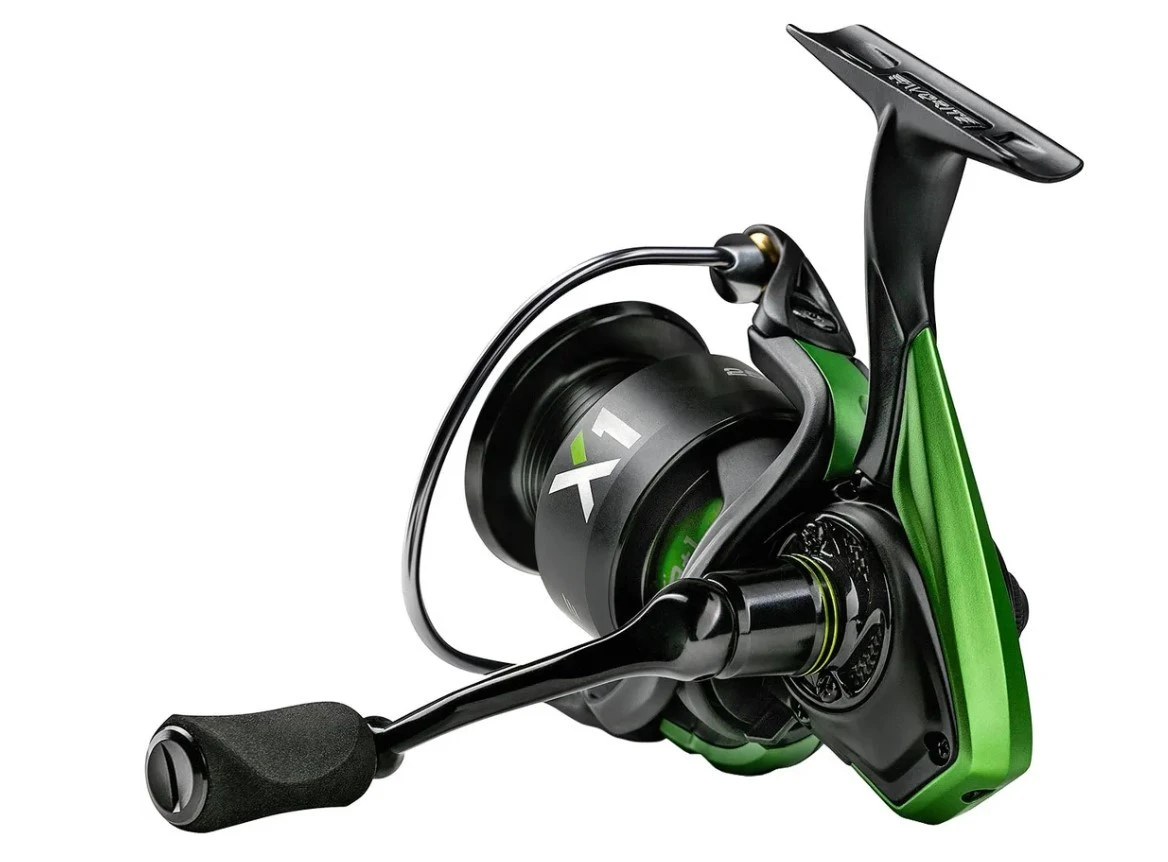 Катушка Favorite X1 2500  19  1693.51.07 — крупный план
	                                    2