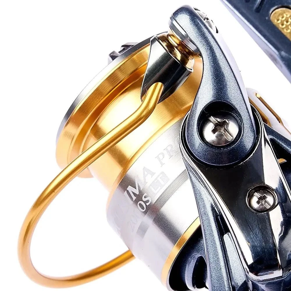 Катушка Ryobi Ecusima Pro LT 2000S LT  23 Shallow spool — крупный план
	                                    2