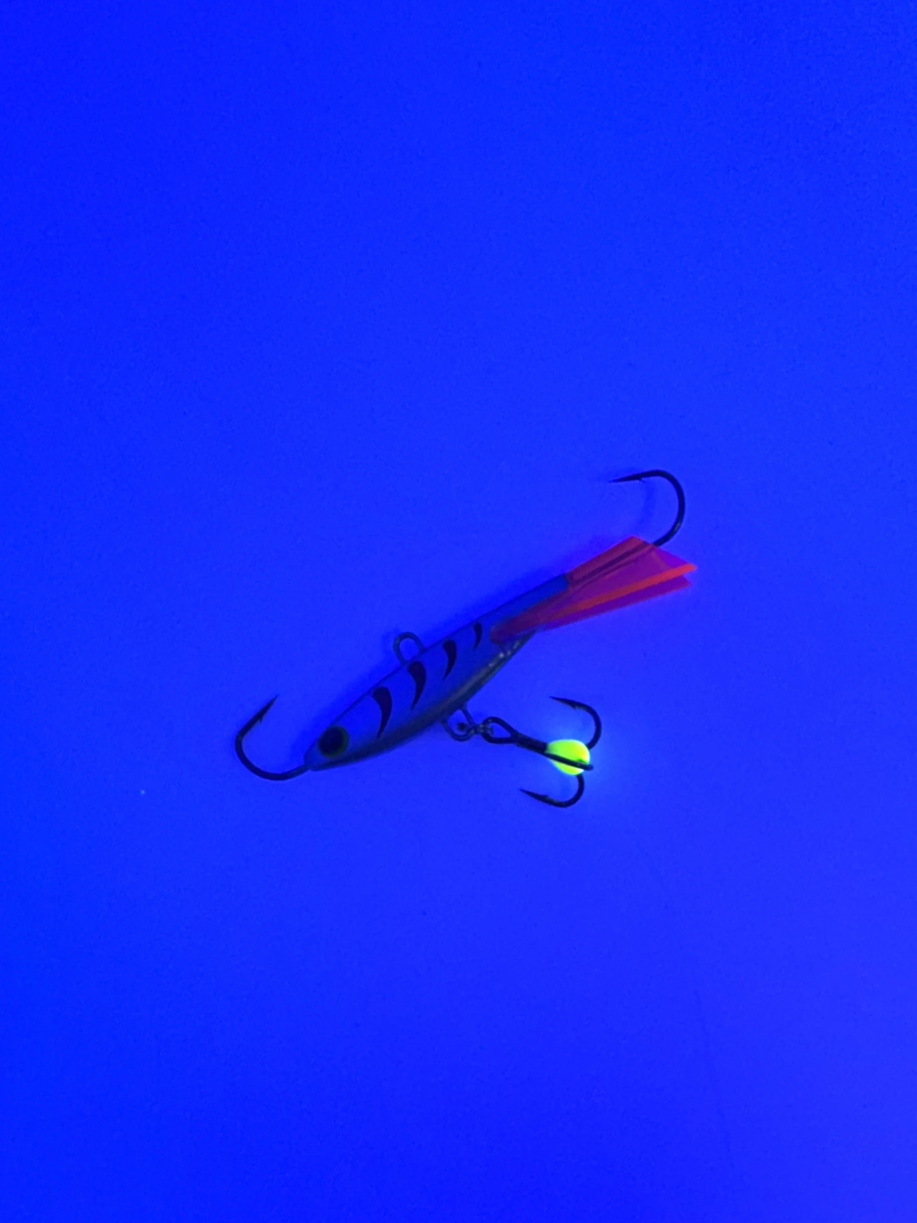 Балансир UF Studio Poseidon 40 HERRING 11 гр 40 мм   P40H — крупный план
	                                    1